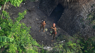 Un nuevo misionero ha entrado en el territorio de una tribu que jamás ha tenido contacto con el mundo exterior